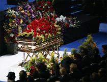 Michael Jackson va fi înmormântat pe 3 septembrie