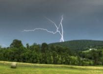 Avertizare pentru românii care vor să călătorească în Spania: Furtuni şi un nou val de caniculă