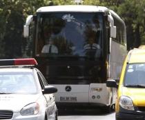 Autocar românesc, răsturnat pe o autostradă din Ungaria. Numai şoferul a fost rănit