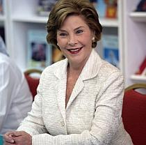 Laura Bush: Obama face o treabă excelentă în circumstanţe dificile 
