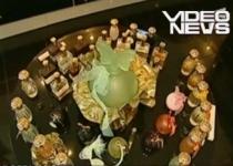 Criza miroase bine: România, fruntaşă la vânzările de parfum (VIDEO)
