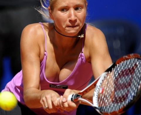 Turneul Campioanelor: Azarenka învinge la debut. Bucurie doar pentru Serena, în familia Williams
