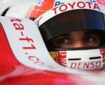 Criza economică continuă să lovească în producătorii auto din Japonia: Toyota se retrage din Formula 1