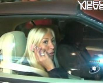 Irinel Columbeanu, în compania unei blonde "misterioase" la meciul Dinamo - Galatasaray (VIDEO)