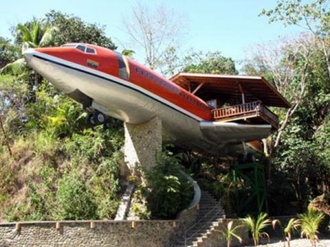 De la vehicule de deplasare, la destinaţii turistice: Hotelurile-aeronavă găzduiesc turiştii extravaganţi (FOTO)
