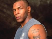 Mike Tyson o comite din nou: S-a luat la bătaie cu un fotograf pe aeroportul din Los Angeles