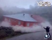 Inundaţii devastatoare în Turcia. Familie, salvată din locuinţa care s-a prăbuşit (VIDEO)