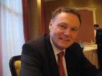 Michael Grewe, CEO Mercedes: În România am ajuns la cel mai scăzut nivel, situaţia pieţei auto e critică