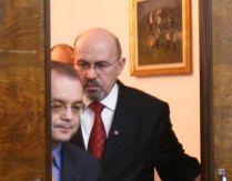 Protocoalele locale PDL-UDMR se poticnesc de împărţirea deconcentratelor şi relaţia cu PNL