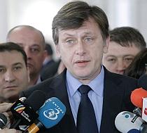 Antonescu: Dacă propunerile nu îmi sunt acceptate, nu mai candidez la şefia PNL
