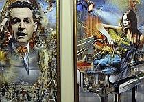 Tatăl lui Nicolas Sarkozy îşi prezintă picturile cu familia prezidenţială