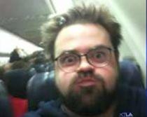 Regizorul american Kevin Smith, dat jos din avion pentru că e prea gras (VIDEO)