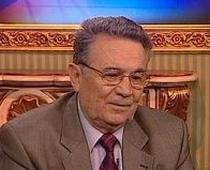 Mărmureanu contrazice NASA: Modificarea axei pământului nu mi se pare o informaţie reală