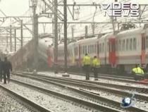 Belgia. Pericol de explozie, după ciocnirea unei locomotive cu un tren