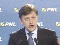 Crin Antonescu, la Congresul PNL: Votul pe listă este antipatic multora, dar necesar (VIDEO)