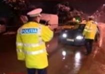 Trei sute de şoferi, din o mie, sancţionaţi de poliţişti în patru ore (VIDEO)