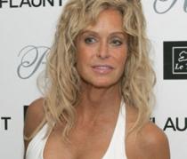 Controverse la Oscar: Farah Fawcett nu a fost inclusă în montajul de omagiere a actorilor decedaţi (VIDEO)