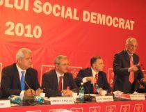 Năstase şi-a impus lista cu şefii de departamente PSD. Iliescu primeşte Consiliul de Onoare
