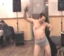Un lider sindical face pe stripperul la o petrecere de 8 martie (VIDEO)