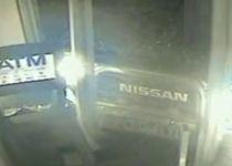 Jaf spectaculos: Bancomat spart cu ajutorul unui SUV (VIDEO)