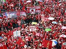 Premierul tailandez a acceptat să se întâlnească cu liderii protestelor
