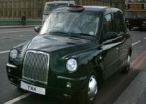 A vrut să plătească o cursă de taxi printr-o partidă de sex cu soţia