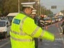 Patru maşini, printre care şi un Bentley decapotabil, implicate într-un accident în Capitală (VIDEO)