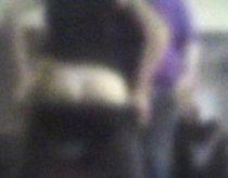 Şcoală sau club de striptease? Două eleve, filmate în timp ce dansau lasciv pe catedră (VIDEO)