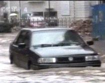 Inundaţiile fără precedent şi furtunile de nisip provoacă moartea a 12 persoane în China (VIDEO)