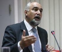 Liberalii au depus la Senat cererea de urmărire penală a premierului Emil Boc