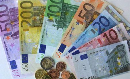 Legea care ţine în frâu ameninţările vânătorilor de creanţe, în vigoare din 2011