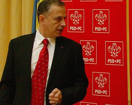 Geoană reia teza alianţei PSD-PNL: Boc nu mai are majoritate. Băsescu nu va putea refuza un guvern al Opoziţiei 