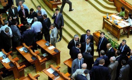 141 de deputaţi PSD şi PNL cer Parlamentului crearea unei comisii de anchetă pe Măsura 322