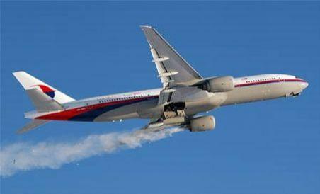 Avion întors pe aeroportul Henri Coandă din cauza unei defecţiuni la unul dintre motoare