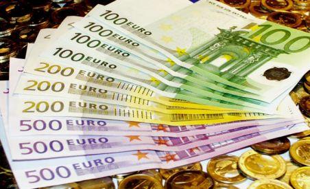 Analişti: Noi scăderi de salarii şi concedieri dacă va fi aplicat al doilea plan al Guvernului Boc 