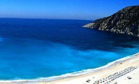 Grecia îşi scoate insulele la vânzare pentru a-şi salva economia
