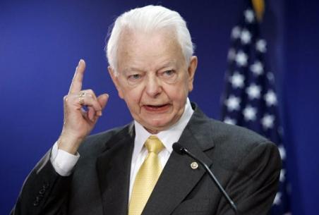 Senatorul Robert Byrd, deţinătorul recordului de longevitate în Congresul SUA, a murit la 92 de ani