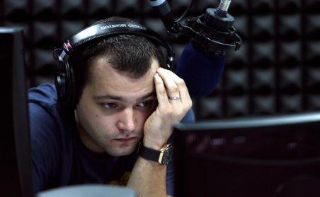 Mihai Morar a "adoptat" o bunică, impresionat de cazul ei, la teledonul pentru sinistraţi