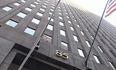 Banca Goldman Sachs a primit cea mai mare amendă din istorie. Analiştii consideră că a scăpat uşor 