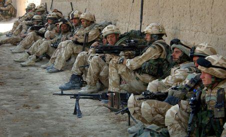 Document secret: Militarii NATO se vor retrage din Afganistan în 2014