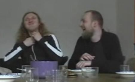 Cum îşi prezintă noul album doi rockeri "înrăiţi" (VIDEO)