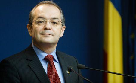 TVA majorată din nou şi cota unică redusă, dacă FMI aprobă planul lui Boc (VIDEO)
