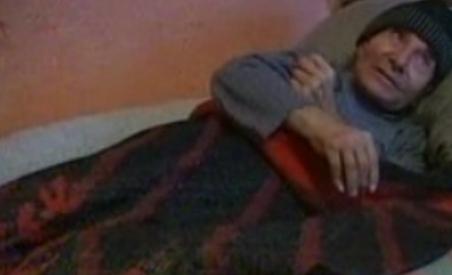 Bătrân paralizat, dar fără drept la un însoţitor. Autorităţile refuză să aprobe cererea (VIDEO)