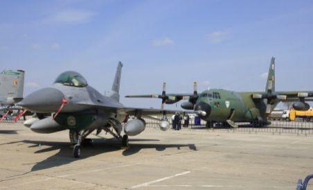 Achiziţia avioanelor F16, sub semnul întrebării, în ultima zi de efectuare a plăţii 