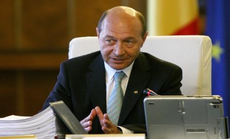 Băsescu: N-aş ezita să desemnez un premier PNL sau PSD, dacă vin cu un program de consolidare a reformelor