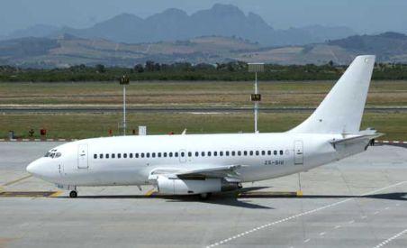 Un avion cu direcţia Viena a aterizat de urgenţă la Timişoara din cauza depresurizării cabinei pilotului (VIDEO)