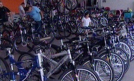 Bicicletele câştigă teren în Bucureşti (VIDEO)