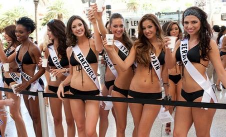 Vezi lista favoritelor la titlul de Miss Univers