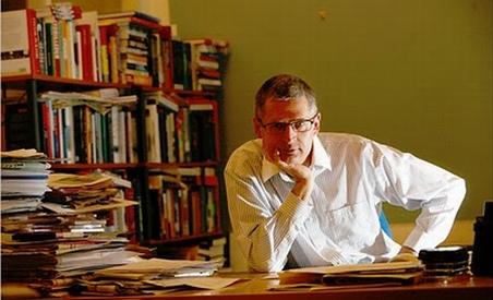 Caricaturile controversate ale profetului Mahomed, republicate într-o carte
