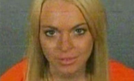Lindsay Lohan, externată din clinica de reabilitare (VIDEO)